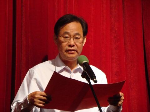 第一完全學(xué)?？傂ｉL王連照